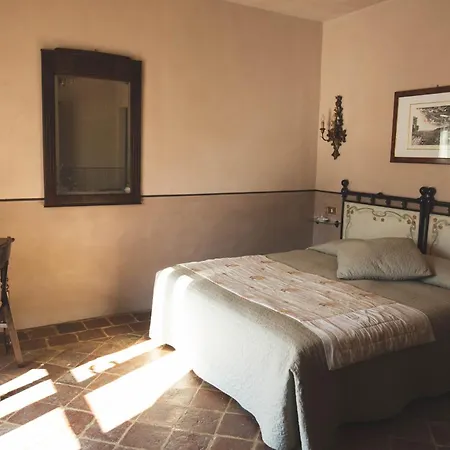 L'atelier Di Pierflavio Gallina Casa di campagna La Morra