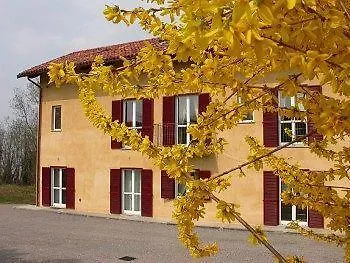 L'atelier Di Pierflavio Gallina Country house La Morra